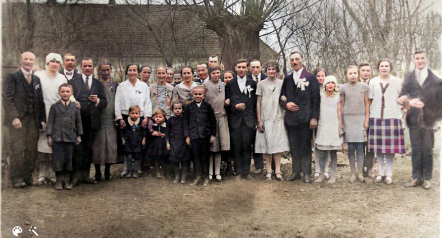 Jag identifierade släktingar i ett bleknat foto tack vare MyHeritages fotoverktyg