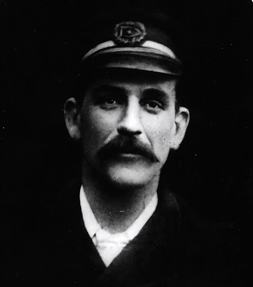 Erics farfars far, William Stork Stathers, från Kingston upon Hull, England, iklädd sin sjökaptens uniform